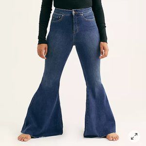 CRVY Super High-Rise Lace-Up Flare Jeans